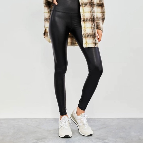 Aritzia leather pants - Picture 2 of 3